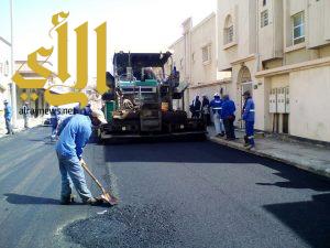 بلدية الجبيل: استمرار مشروع تطوير وتأهيل شبكة الطرق المتضررة