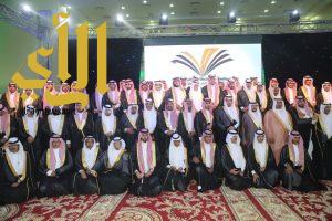 مدير جامعة الأمير سطام بن عبدالعزيز يشهد احتفال تخريج الدفعة السابعة من كليات وادي الدواسر