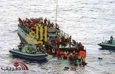 غرق مركب قبالة سواحل اندونيسيا وفقد المئات