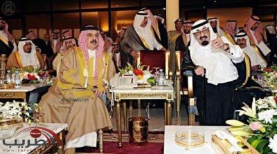 خادم الحرمين يدعو ملك البحرين إلى “الجنادرية”