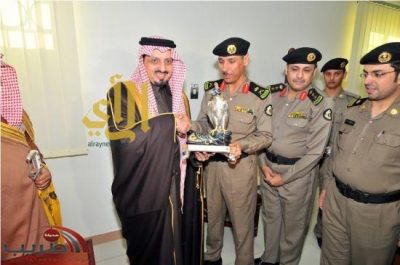 أمير عسير يشيد بالتجهيزات المتكاملة خلال افتتاحه مبنى العمليات  الأمنية الموحدة بالمنطقة