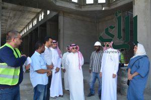 رئيس بلدية القطيف يتفقد مشروع سوق الخضار في المحافظة