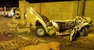 وفاة شخصين وإصابة آخر إثر حادث مروع على طريق أبها خميس مشيط
