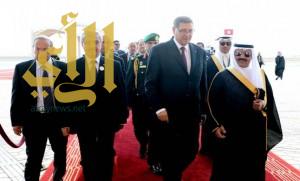رئيس الحكومة التونسية يصل إلى الرياض