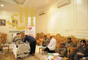 مدير شرطة الجوف يدشن حملة التبرع بالدم بمقر شرطة المنطقة