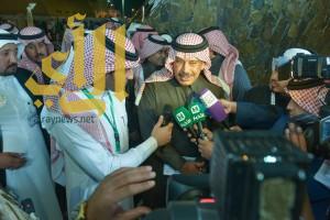 أمير الباحة يبدي رضاه عن جهود قرية الباحة بمهرجان الجنادرية