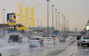 أمطار الخير والبركة تهطل على مدينة الرياض