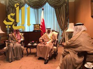 وزير الخارجية يلتقي رئيس وزراء مملكة البحرين
