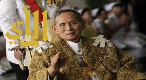 وفاة ملك تايلاند بوميبول ادوليادي عن عمر 88 عاما