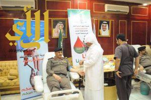 ” البيالي” يدشن حملة التبرع بالدم بمقر مديرية شرطة منطقة الجوف
