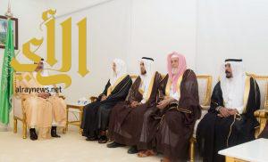 سمو أمير الباحة يستقبل أعضاء مجلس المنطقة من الأهالي المعينين حالياً