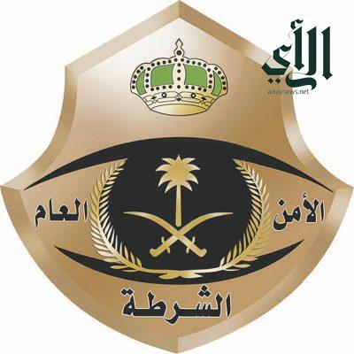 شرطة منطقة مكة المكرمة : قوة أمن المسجد الحرام تضبط شخصًا يحمل سلاحًا أبيض في الدور الأول للمسجد