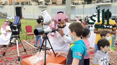 طلاب #عسير يرصدون هلال رمضان فلكيا