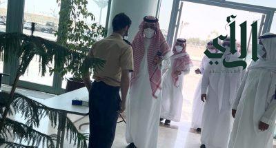 رئيس جامعة #الأمير_سطام_بن_عبدالعزيز يتفقد إجراءات استقبال الطلاب بـ #وادي_الدواسر