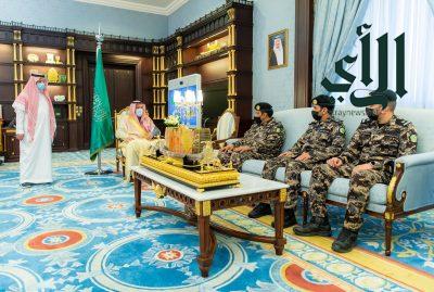 أمير منطقة الباحة يستقبل قائد قوة أمن المنشآت ويدشن اعمالها بالمنطقة