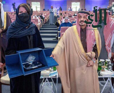 أمير الرياض يفتتح مؤتمر الزهايمر الدولي الخامس ويشيد بجهود جمعية الزهايمر