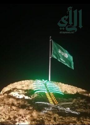 أمانة عسير وبلدياتها تزين الشوارع بـ20الف علم  احتفاء بيوم العلم السعودي