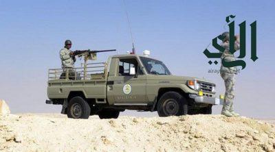 حرس الحدود بجازان يقبض على 3 أشخاص لتهريبهم 33 كجم من الحشيش