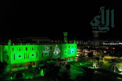 مبنى إمارة منطقة #تبوك يتوشح باللون الأخضر