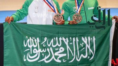 السعودي “هتان بخاري” يحقق البرونزية في بطولة العالم لكمال الأجسام