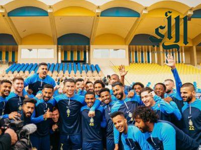 النصر يستعد لمواجهة الهلال في كأس موسم الرياض ويحتفي بـ “رونالدو” و”عزيز”