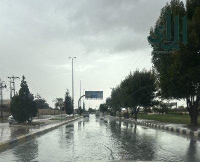أمطار الخير تهطل على محافظة تيماء