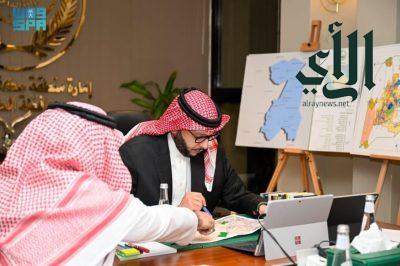 الأمير سعود بن نهار يطلع على استعدادات الجهات الحكومية لاستقبال عيد الفطر المبارك في محافظة الطائف