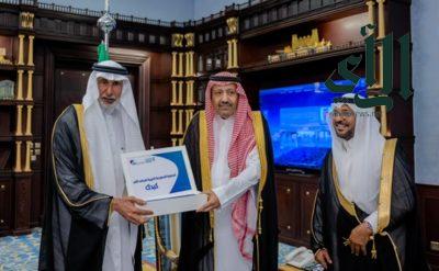 أمير منطقة الباحة يشهد اتفاقية تعاون بين تجمع الباحة الصحي والجمعية السعودية الخيرية لمرضى ( كبدك )