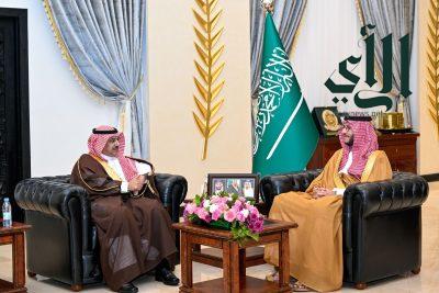 الأمير سعود بن نهار يستقبل الفارس الزايدي
