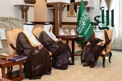 نائب أمير مكة يستقبل رئيس مجلس مديري شركة مطارات جدة