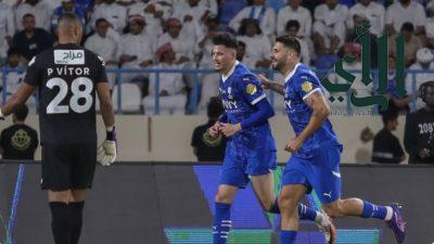 الهلال يتجاوز الأخدود بثلاثية في دوري روشن للمحترفين