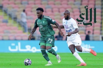 الأهلي يتعادل إيجابياً مع الأخدود في دوري روشن للمحترفين