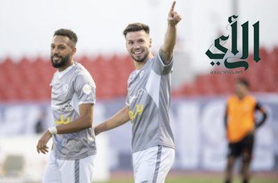 الطائي يتغلب على الصفا بثلاثية في دوري يلو