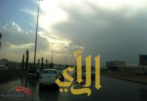 استنفار أمني بعد وقوع عدة حوادث أثر هطول امطار على مدينة الرياض