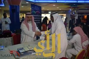 جمعية زمزم تقدم خدماتها التوعوية لزوار سوق الحجاز بمكة