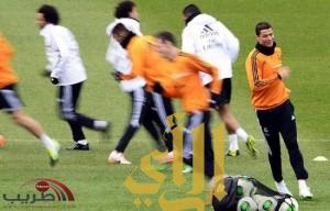 رونالدو يهدي الكرة الذهبية لريال مدريد وأنصار النادي