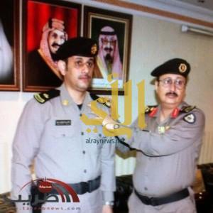 مدير شرطة الباحة يقلد عائض بن مشرع الرفاعي رتبة ” رائد”