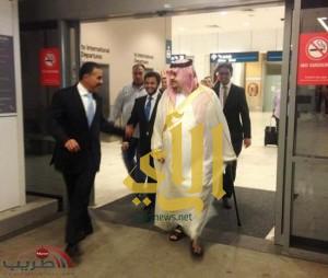 بالصور.. سفير المملكة والمبتعثون يستقبلون “الهلال” في مطار سيدني