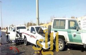تصادم ​ جماعي لـ​ 12 سيارة في بريدة بسبب تفادي كاميرا “ساهر”