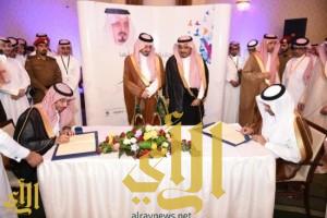 جامعة الملك خالد توقع اتفاقية تعاون مع “غرفة أبها”