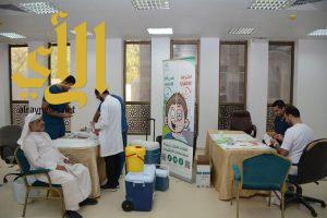 حملة تطعيم لمنسوبي «بلدية القطيف»