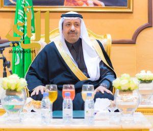 أمير الباحة يلتقي وكلاء وزارة الزراعة ومسؤولي الزراعة بالمنطقة