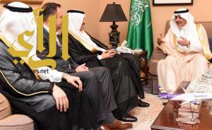 أمير تبوك يلتقي مدير عام الخطوط السعودية