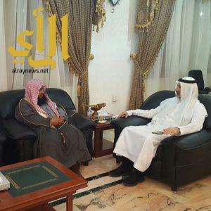 مدير عام فرع وزارة الشؤون الاسلامية بالباحة يزور مدير جامعة الباحة