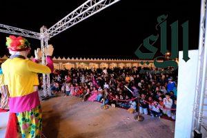 مهرجان الحنيني يواصل فعالياته