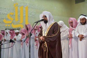 16 ألف مصل في تدشين جامع الملك عبدالله في الرياض
